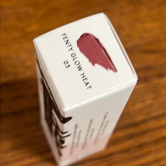 ♣️🌙Fenty Glow Heat Gloss Bomb - Picture 11 of 12